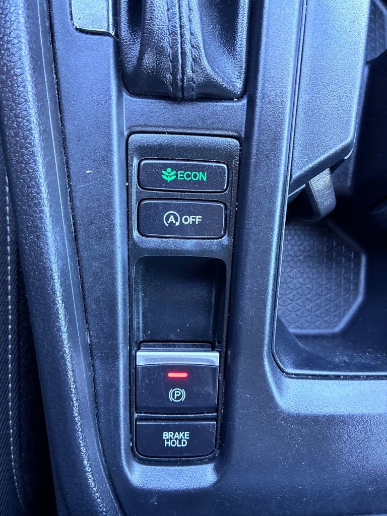 Used 2025 Honda Accord SE image 33
