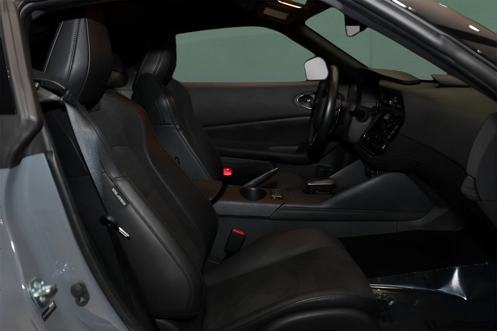 Used 2024 Nissan Z Performance w/ Floor Mat Package image 14