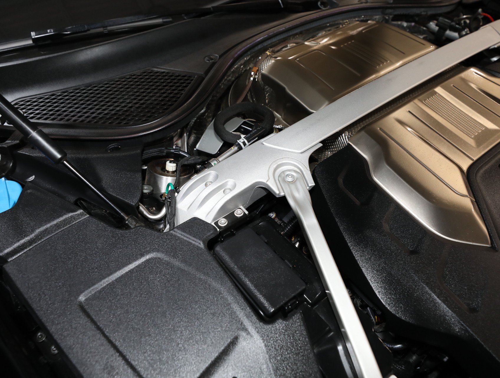 Used 2024 Bentley Continental GT Mulliner AWD/4WD image 79