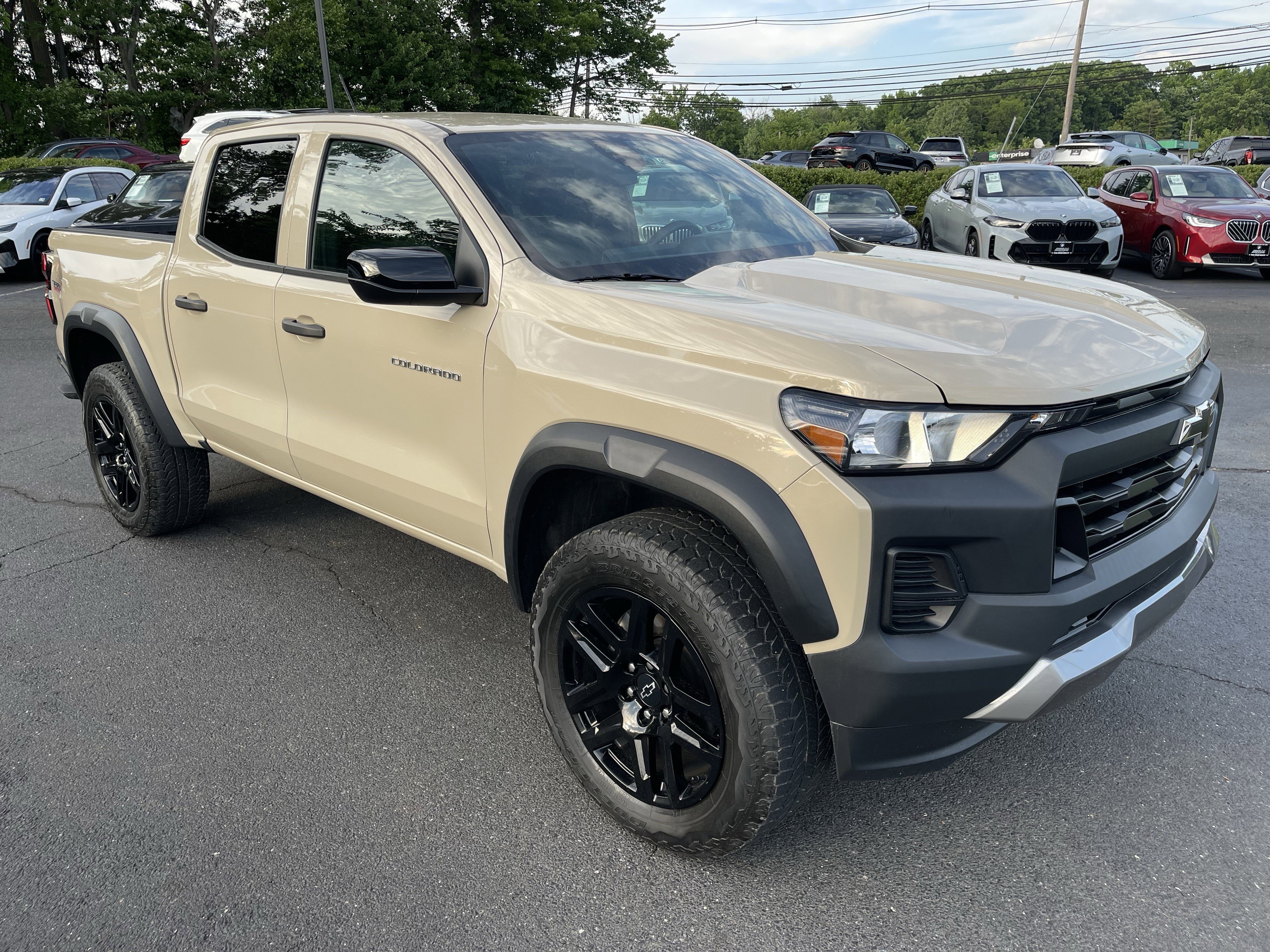 Used 2023 Chevrolet Colorado Trail Boss w/ Advanced Trailering Package AWD/4WD image 3