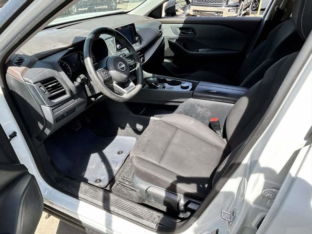 Used 2023 Nissan Rogue S image 11