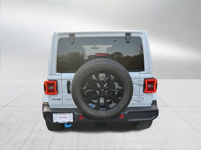 Used 2023 Jeep Wrangler Unlimited Sahara w/ Cold Weather Group image 7