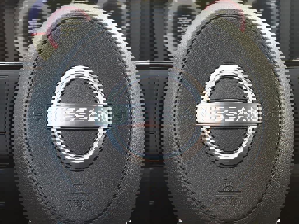 Certified 2024 Nissan Rogue SL image 17