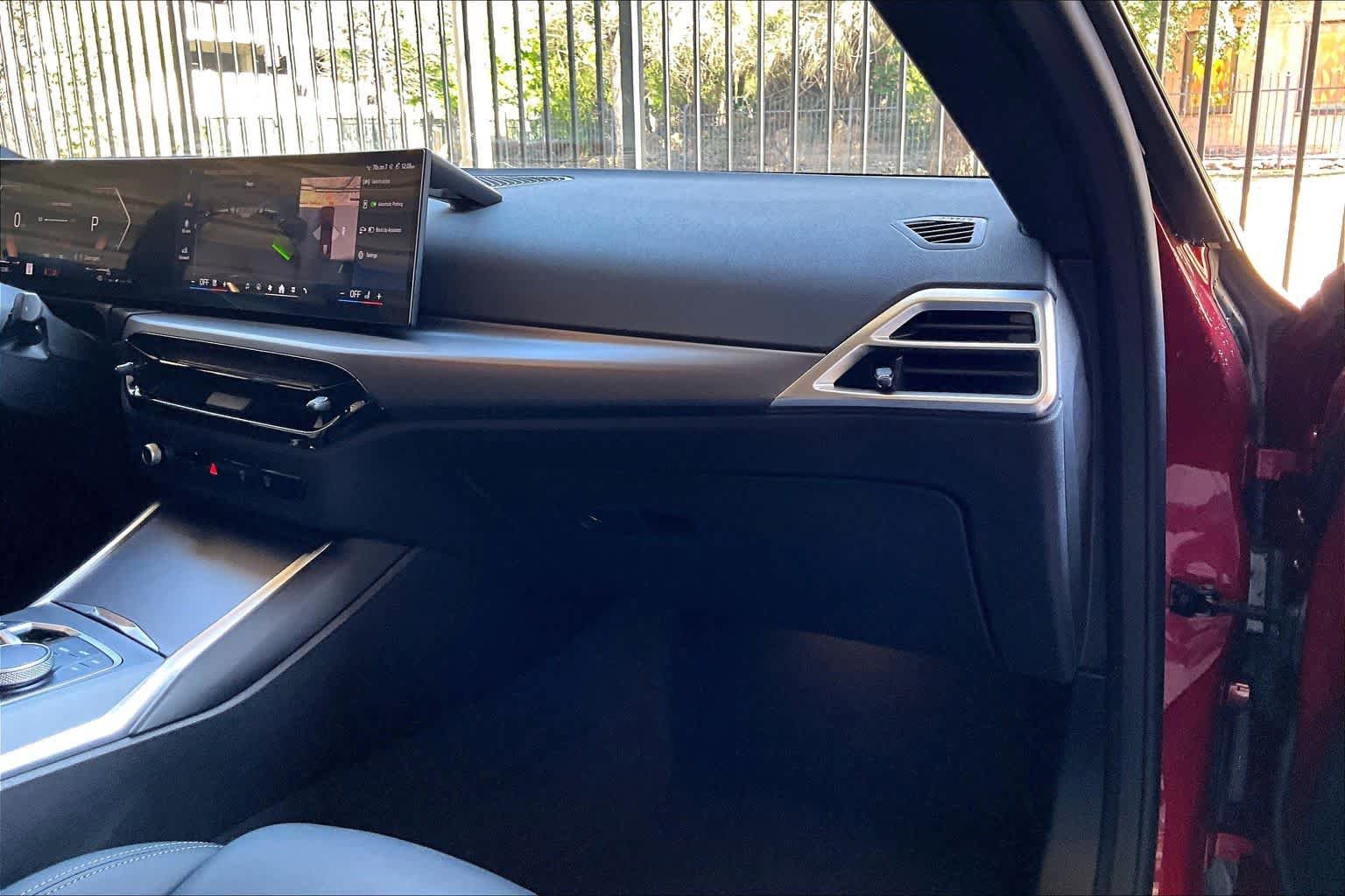 Certified 2025 BMW 230i Coupe image 18
