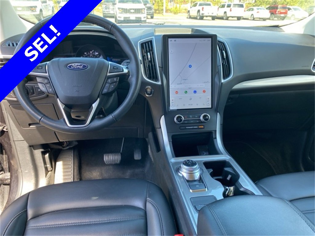 Used 2024 Ford Edge SEL image 2