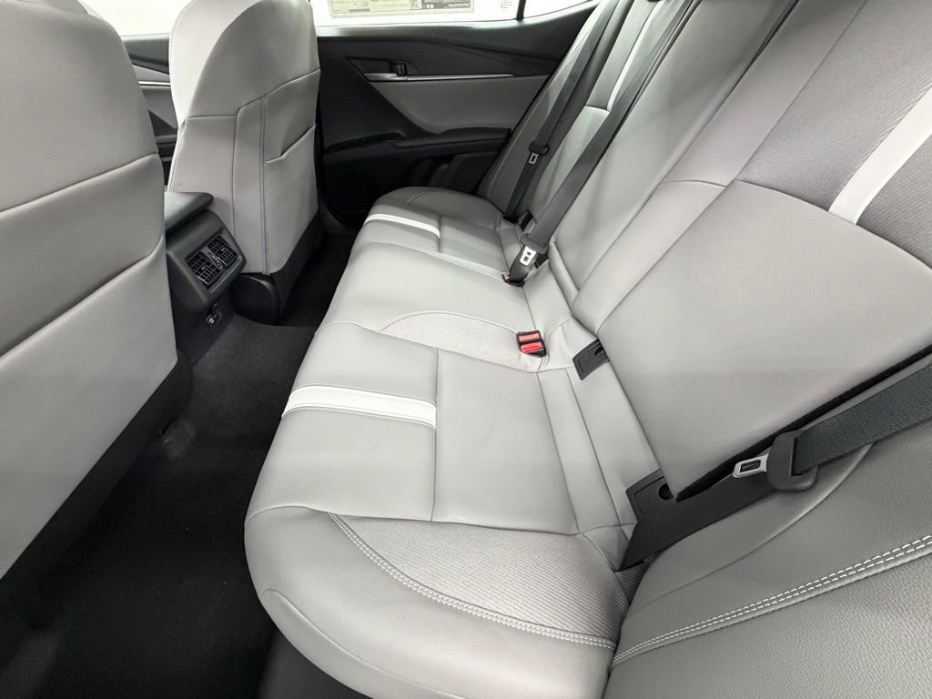 Used 2026 Toyota Camry SE w/ Multimedia Upgrade Package FWD image 29