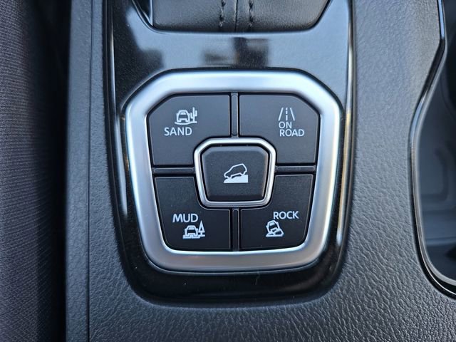 New 2026 Nissan Frontier SV image 28