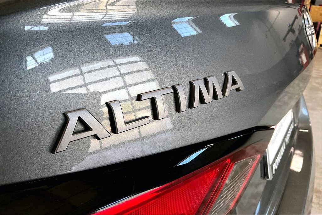 Certified 2024 Nissan Altima 2.5 SV FWD image 30