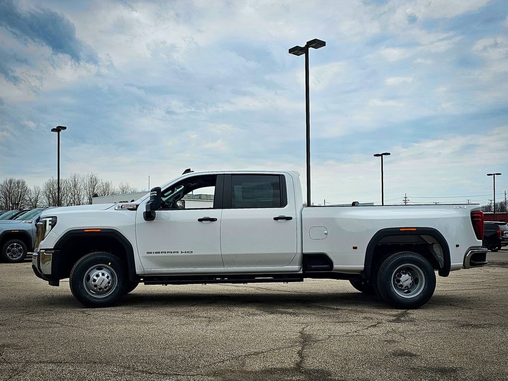 New 2026 GMC Sierra 3500 Pro AWD/4WD image 8