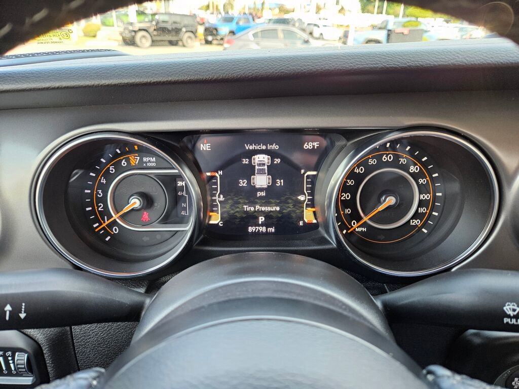 Used 2021 Jeep Gladiator Sport image 20