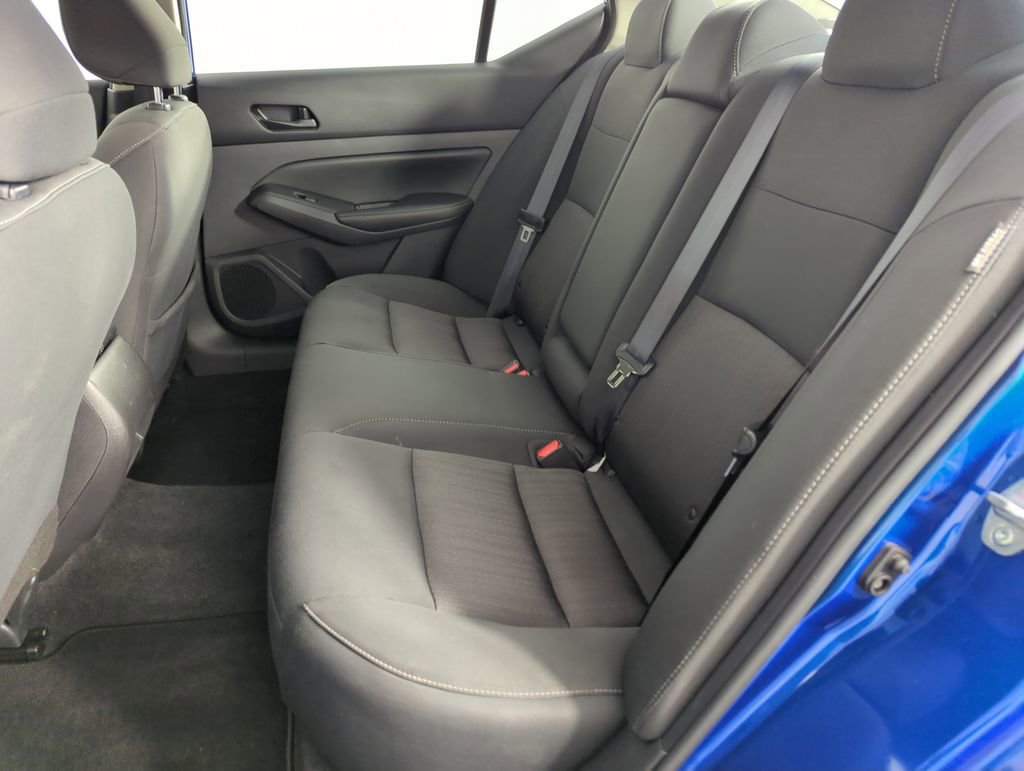 Used 2025 Nissan Altima 2.5 SV image 28