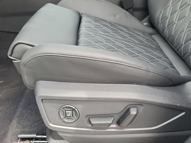 New 2026 Audi SQ5 Premium Plus AWD/4WD image 12