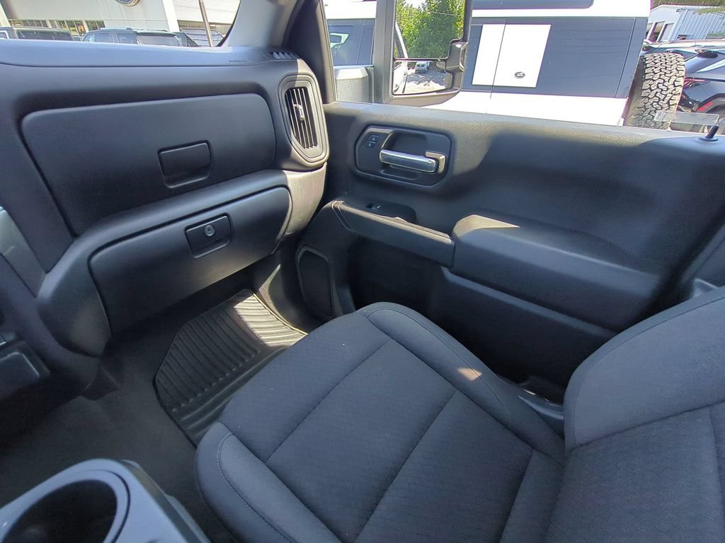 Used 2025 Chevrolet Silverado 2500 Custom w/ Custom Value Package AWD/4WD image 21