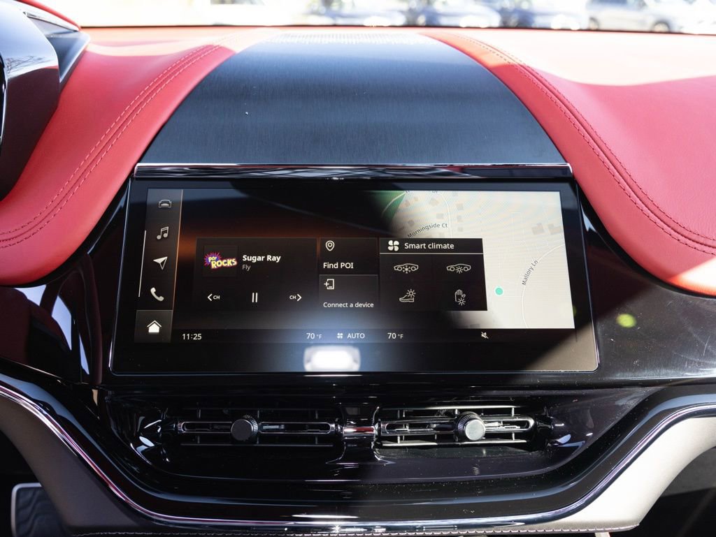 New 2026 Aston Martin DBX 707 image 39