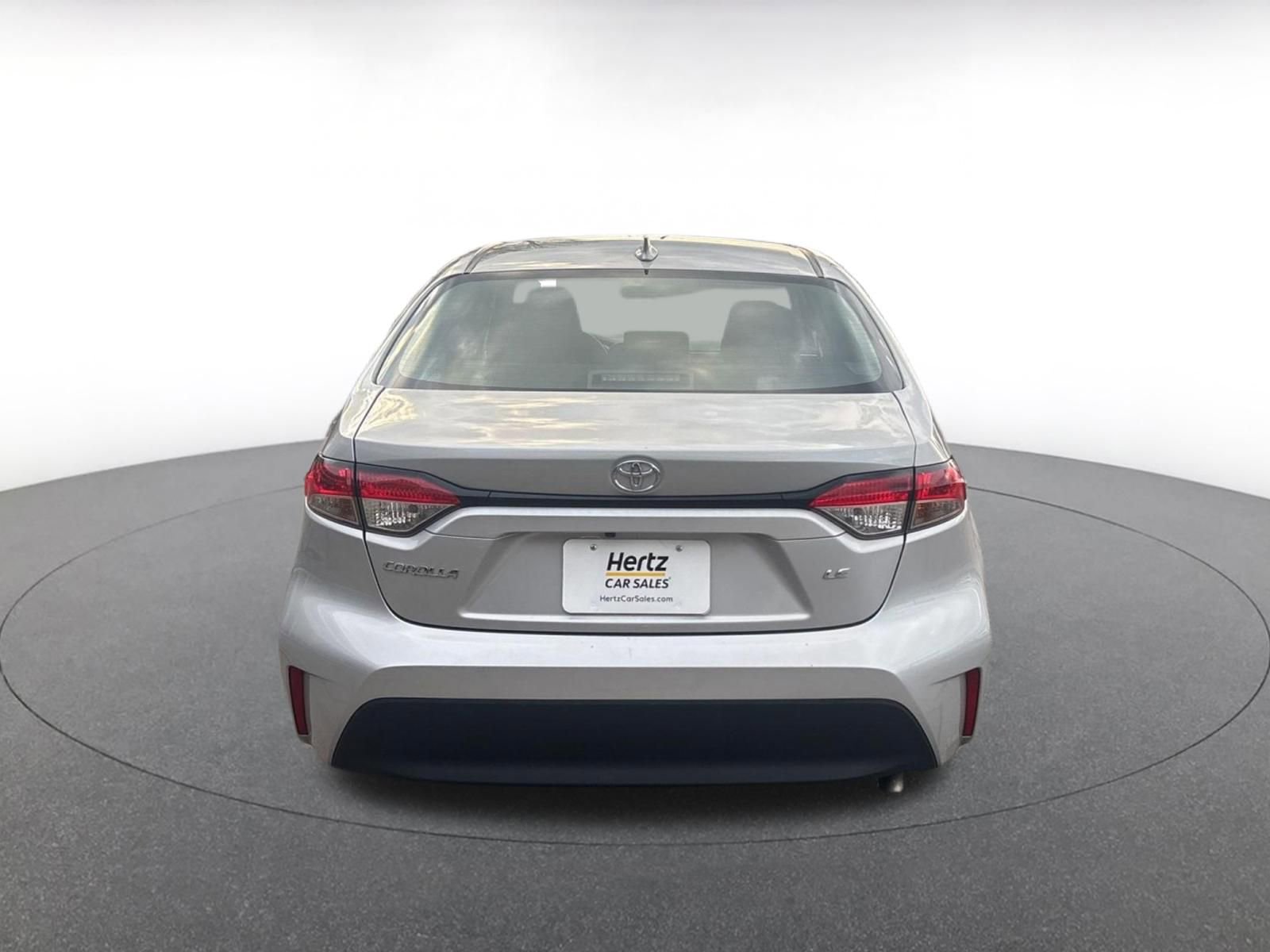 Used 2025 Toyota Corolla LE image 17