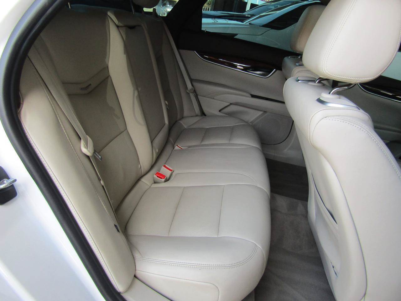 Used 2016 Cadillac XTS Premium FWD image 13