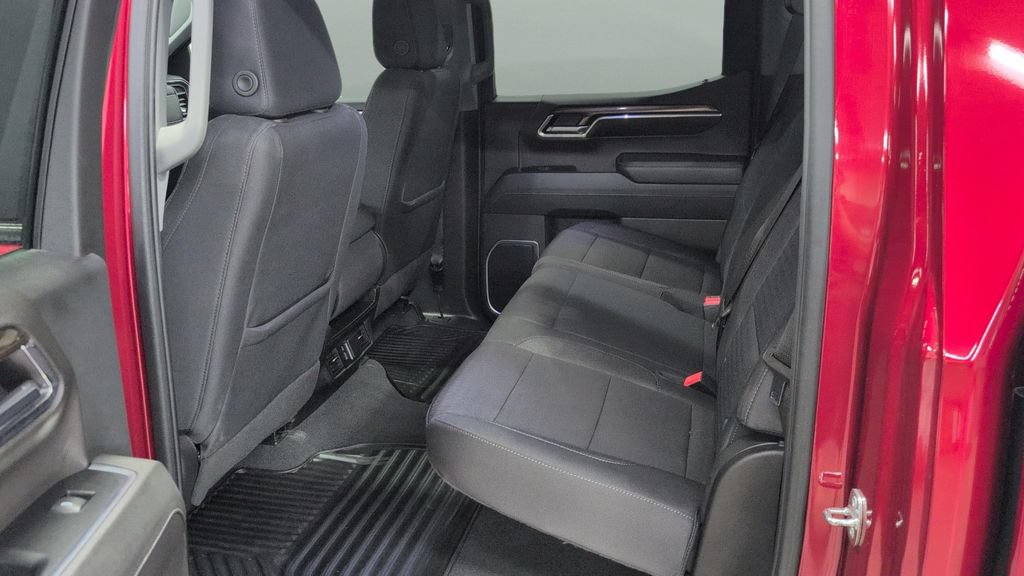 Used 2024 Chevrolet Silverado 1500 RST AWD/4WD image 17