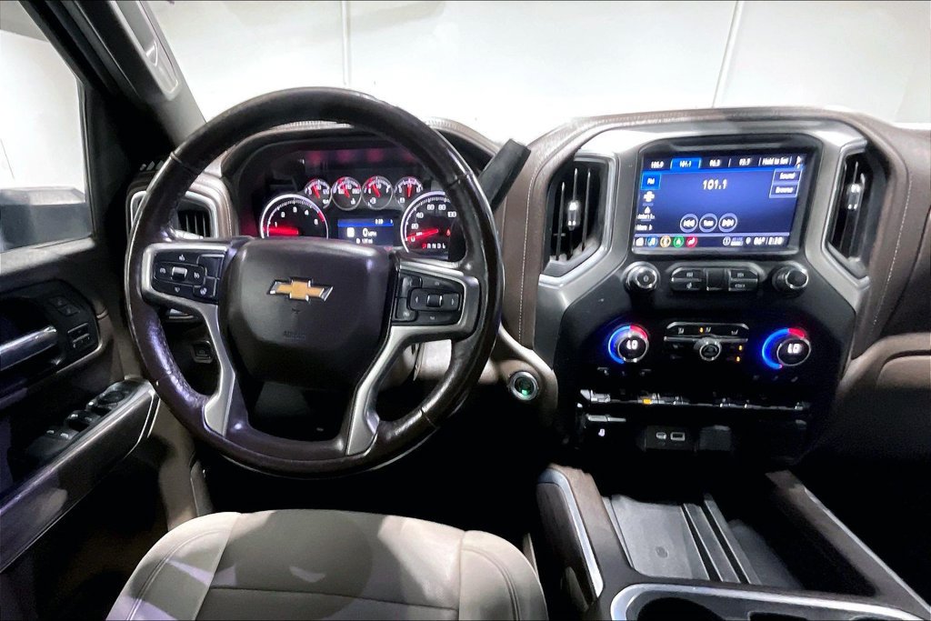 Used 2022 Chevrolet Silverado 2500 LTZ w/ LTZ Plus Package AWD/4WD image 6