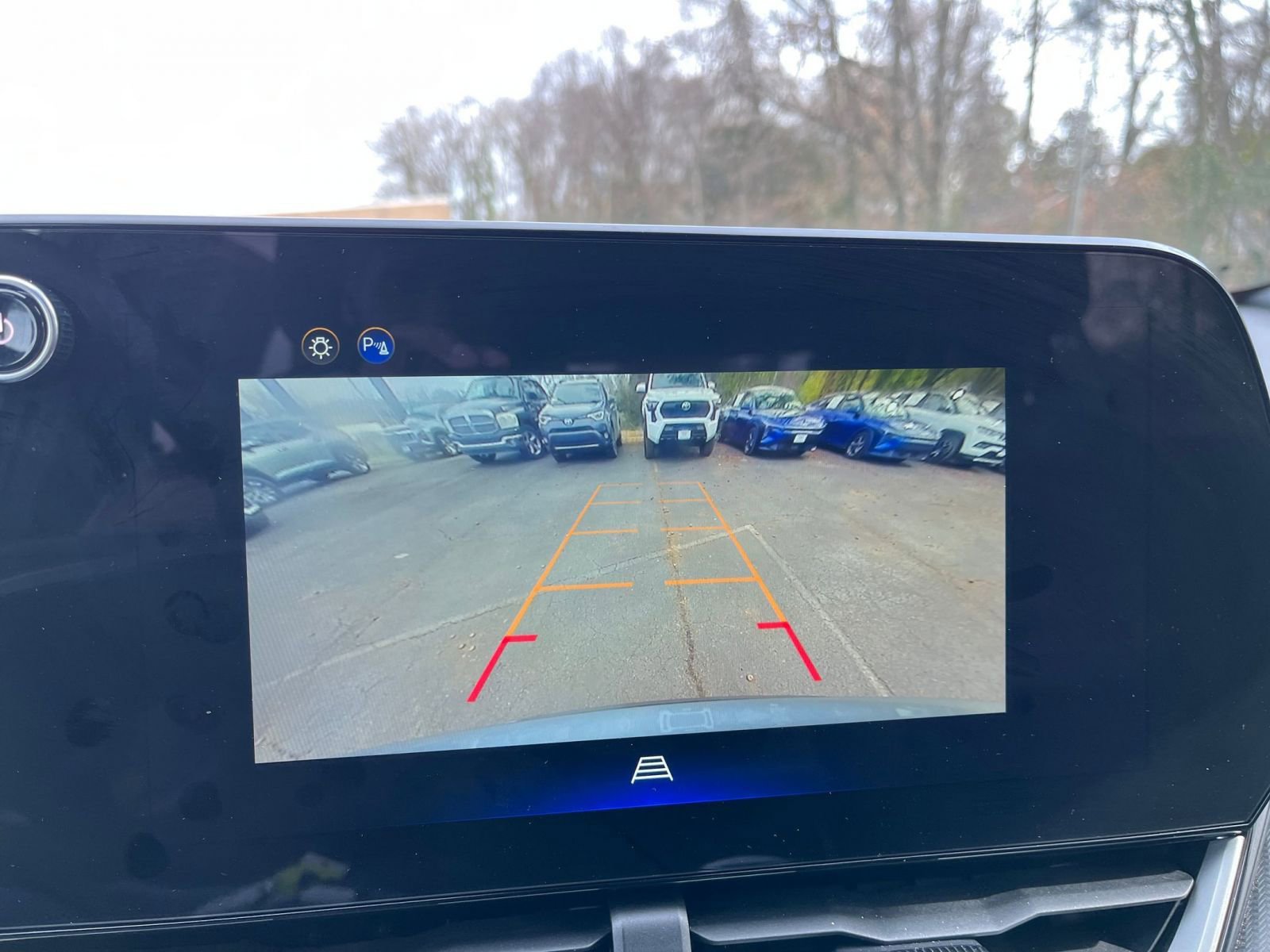 Used 2025 Chevrolet Equinox LT image 23