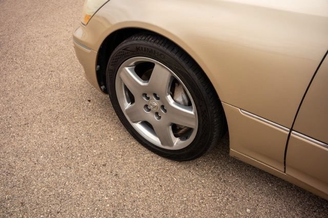 Used 2006 Lexus LS 430 RWD image 12