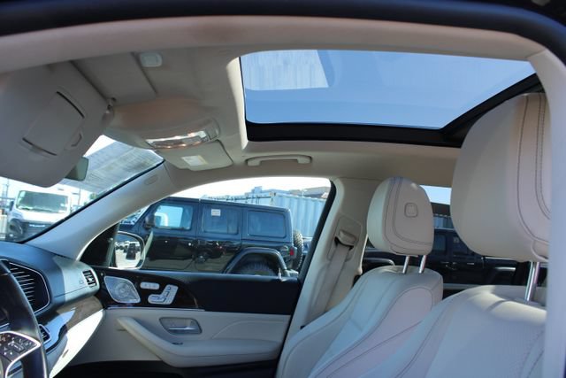 Used 2024 Mercedes-Benz GLS 450 4MATIC image 36