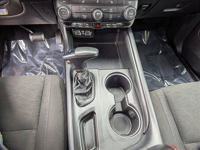 Used 2025 Dodge Durango GT AWD/4WD image 12