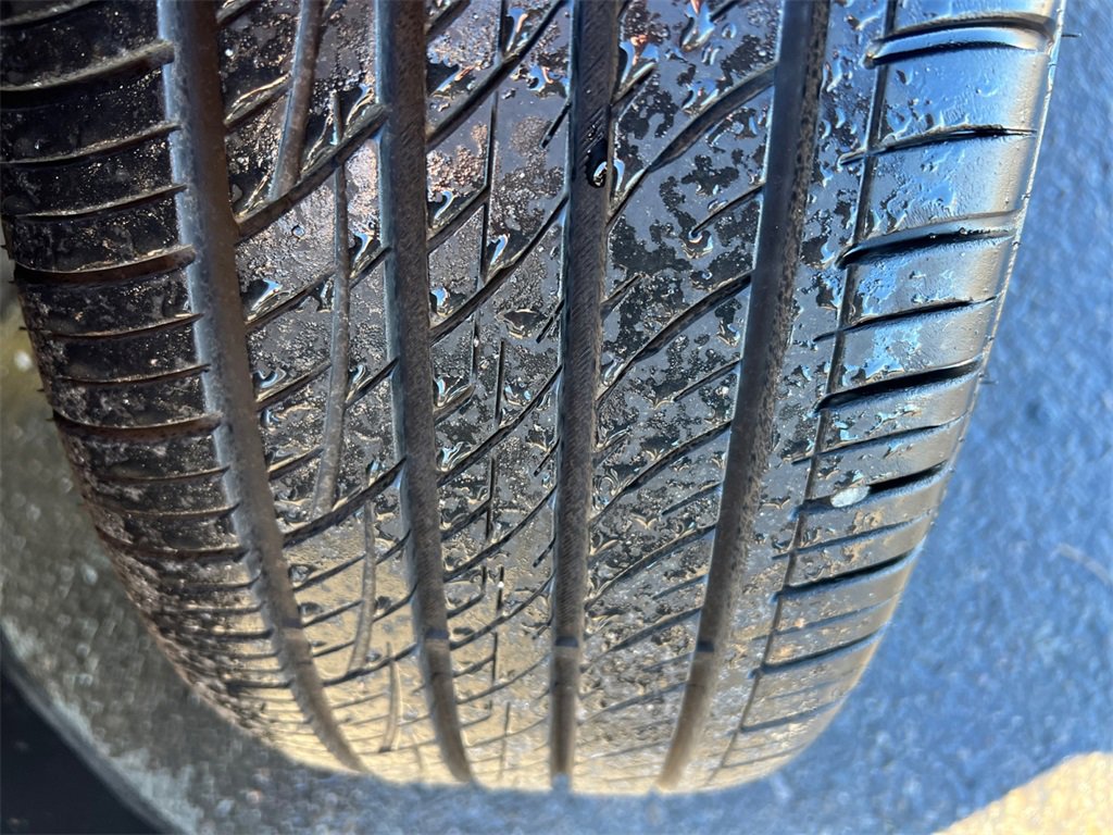 Used 2023 Hyundai Elantra Limited image 38