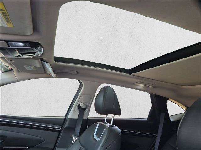 Used 2023 Hyundai Tucson Limited FWD image 16