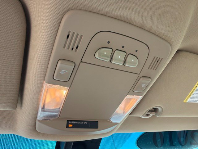 Used 2010 Buick Lucerne CXL w/ Driver Confidence Package FWD image 30