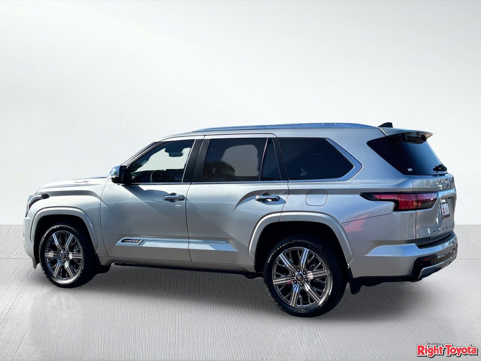 Certified 2025 Toyota Sequoia Capstone AWD/4WD image 5