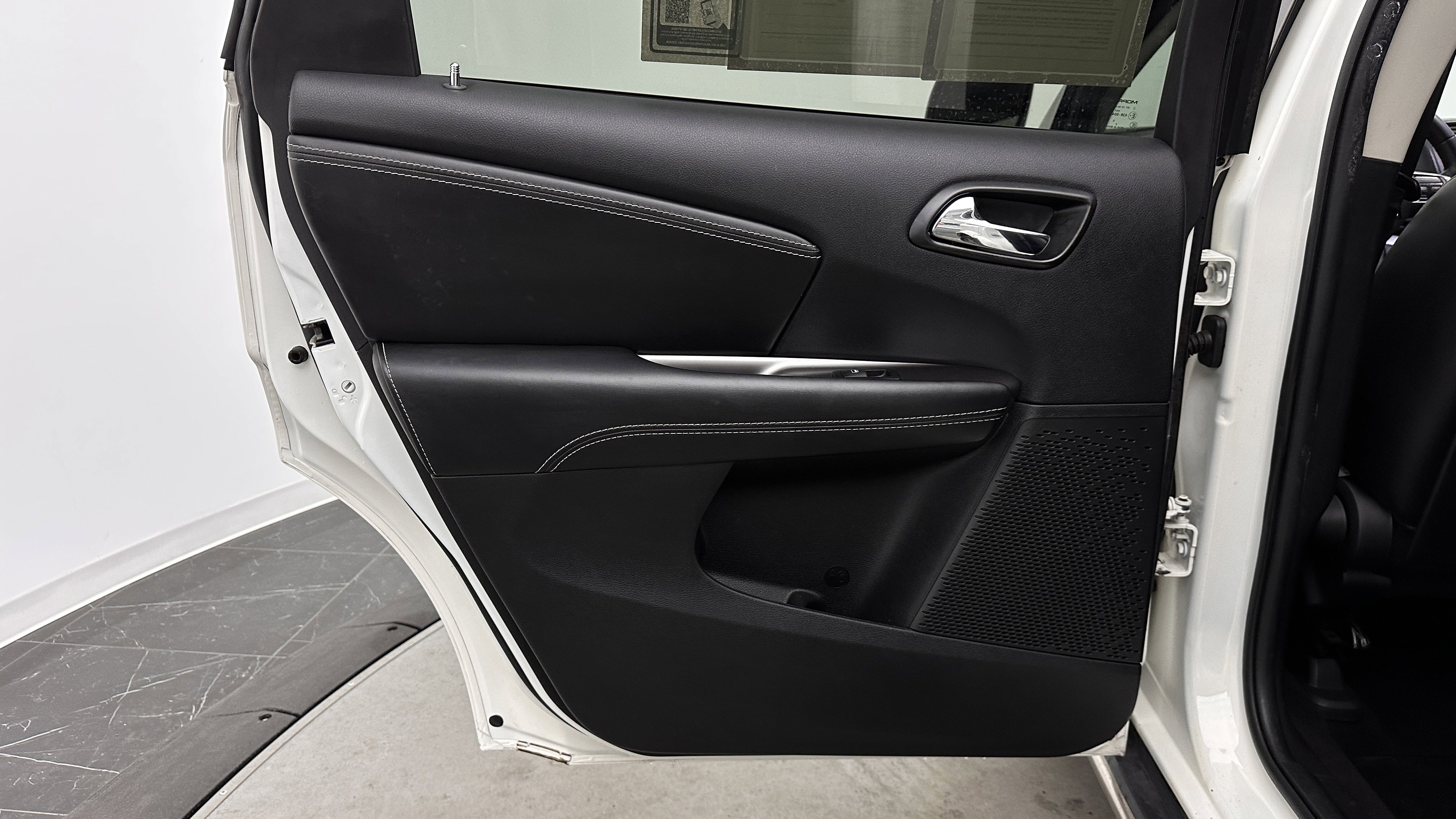 Used 2016 Dodge Journey Crossroad FWD image 22
