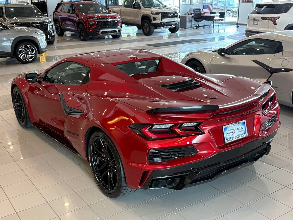New 2027 Chevrolet Corvette Grand Sport w/ Z52 Sport Performance Package RWD image 15