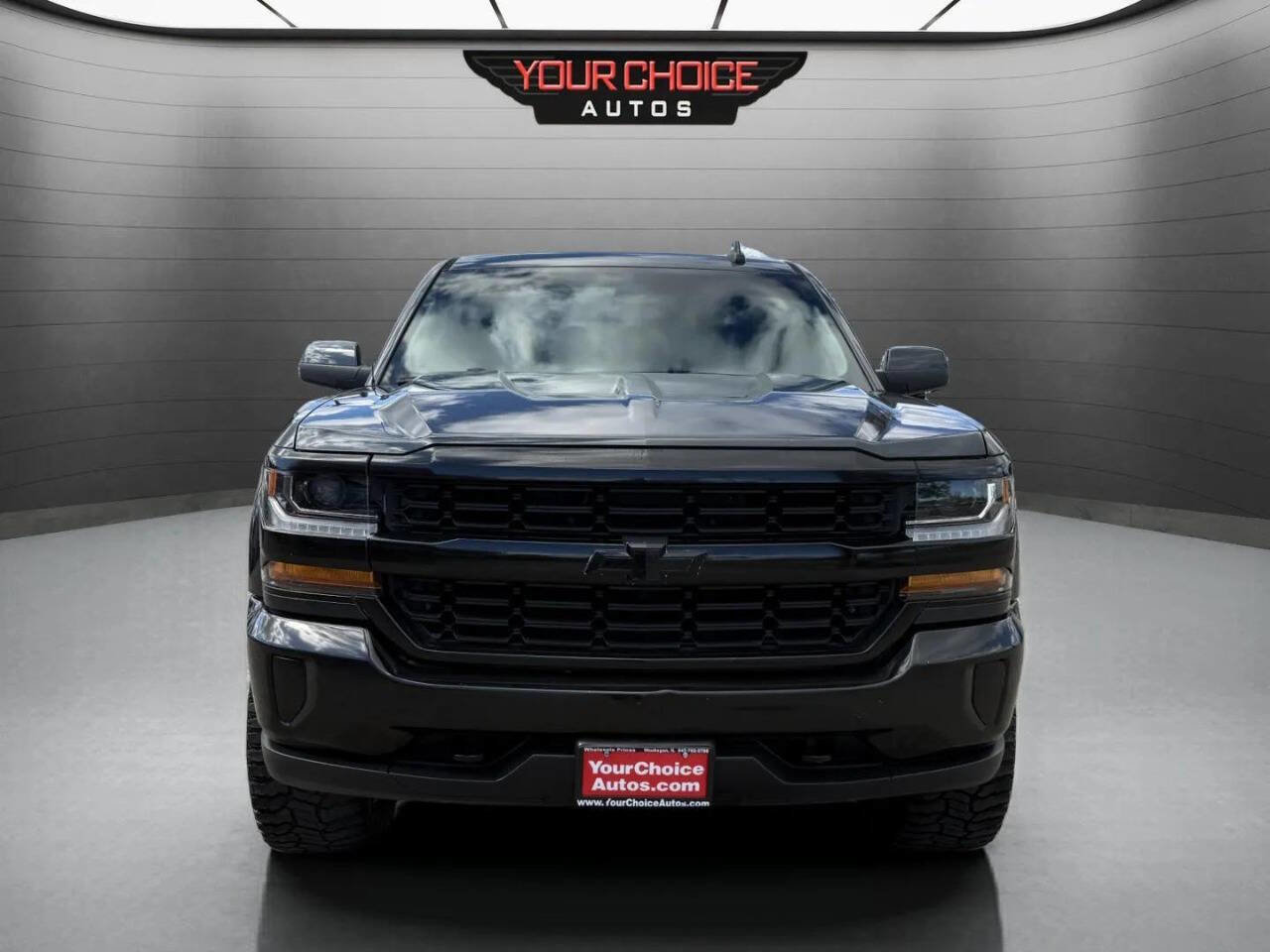 Used 2017 Chevrolet Silverado 1500 LT w/ All Star Edition image 2