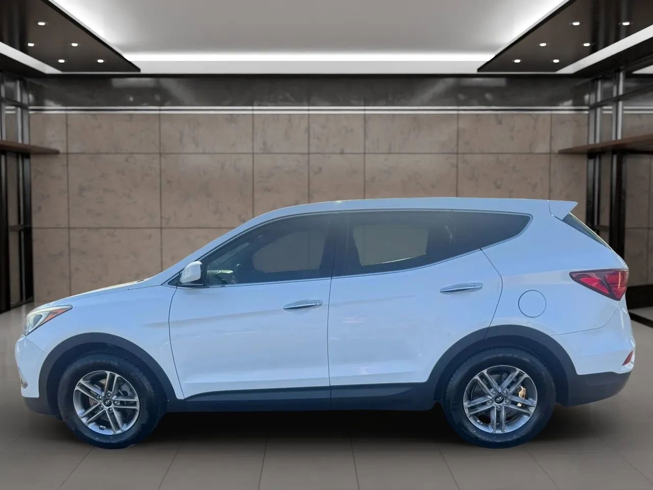 Used 2018 Hyundai Santa Fe Sport FWD image 3
