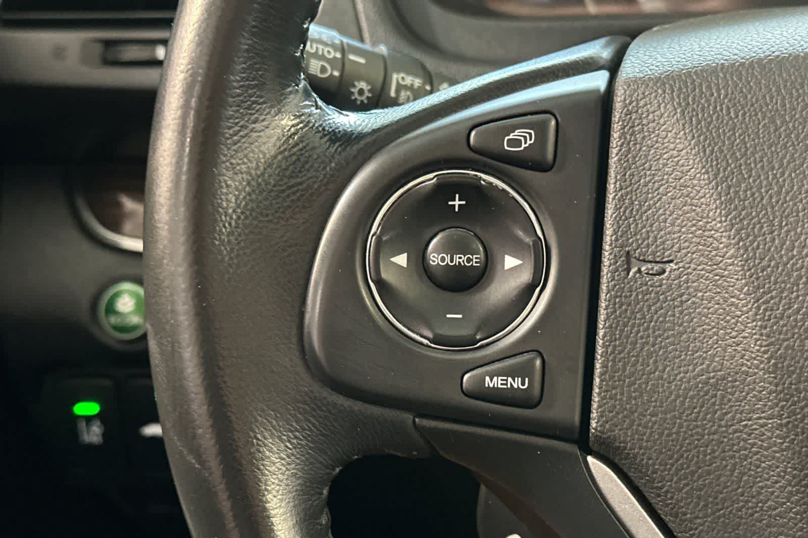 Used 2015 Honda CR-V Touring image 31