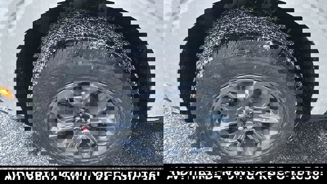 New 2025 Ford Maverick XLT w/ Equipment Group 301A image 32