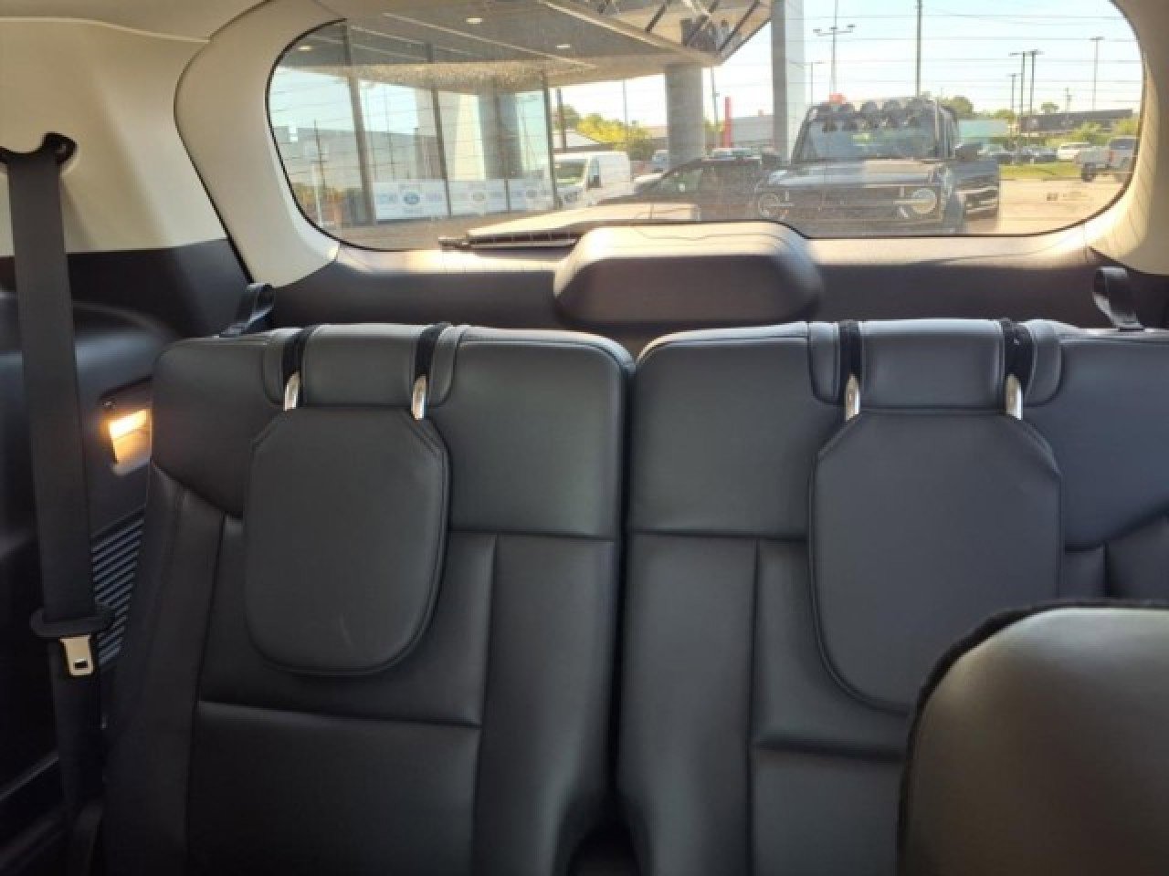 New 2025 Ford Explorer Active w/ Active Comfort Package image 9