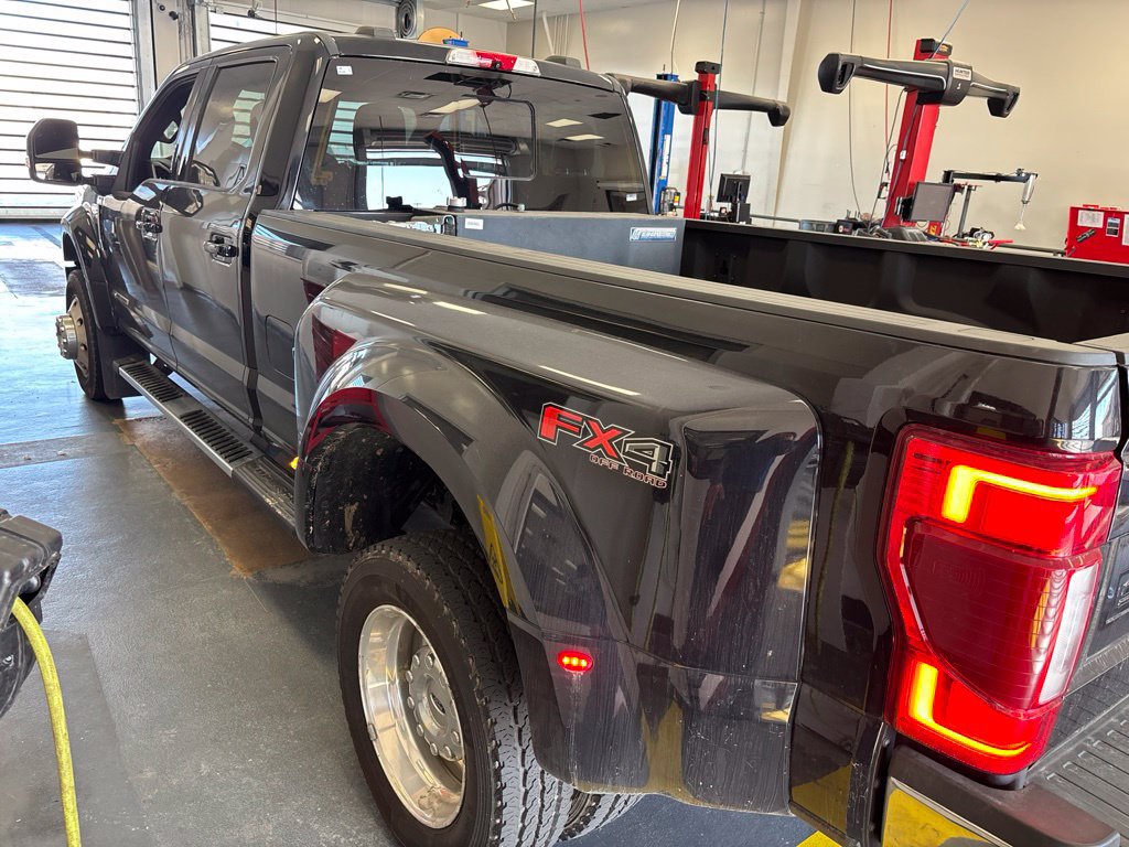 Used 2022 Ford F450 Lariat w/ Lariat Ultimate Package AWD/4WD image 6