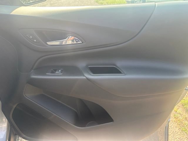 Used 2023 Chevrolet Equinox LT AWD/4WD image 18