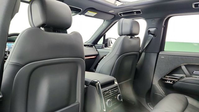Used 2024 Land Rover Range Rover Sport Dynamic SE image 30