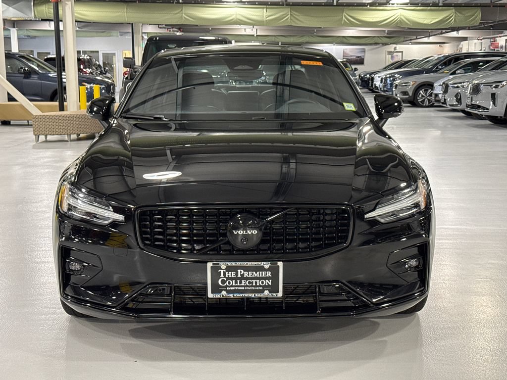 Certified 2024 Volvo S60 B5 Plus w/ Climate Package AWD/4WD image 6