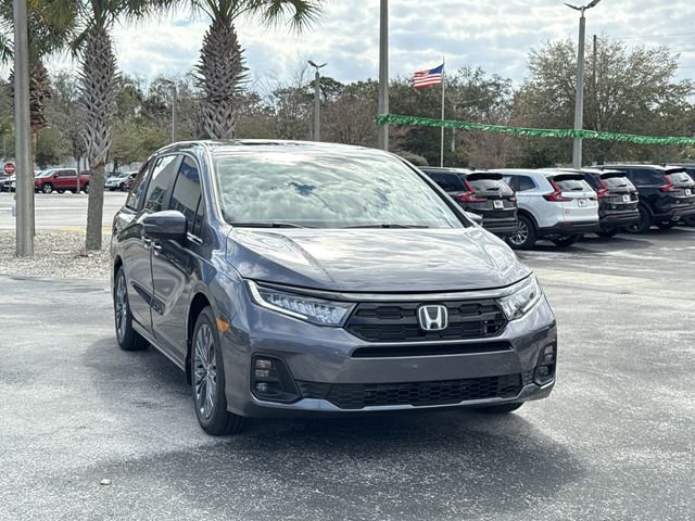 New 2026 Honda Odyssey Touring image 3