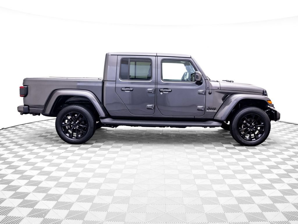 Used 2021 Jeep Gladiator Overland AWD/4WD image 8