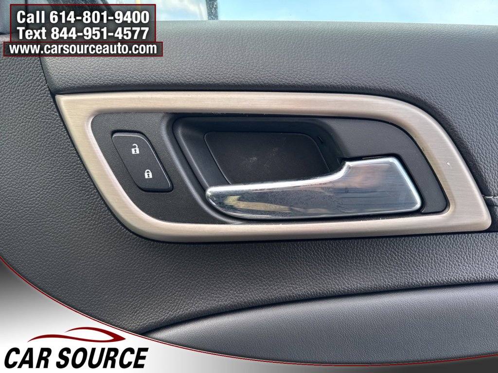Used 2016 GMC Yukon Denali w/ Open Road Package image 51