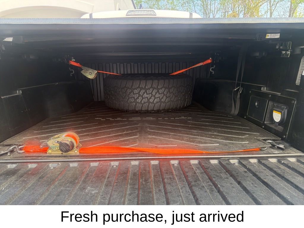 Used 2020 Toyota Tacoma TRD Off-Road image 7