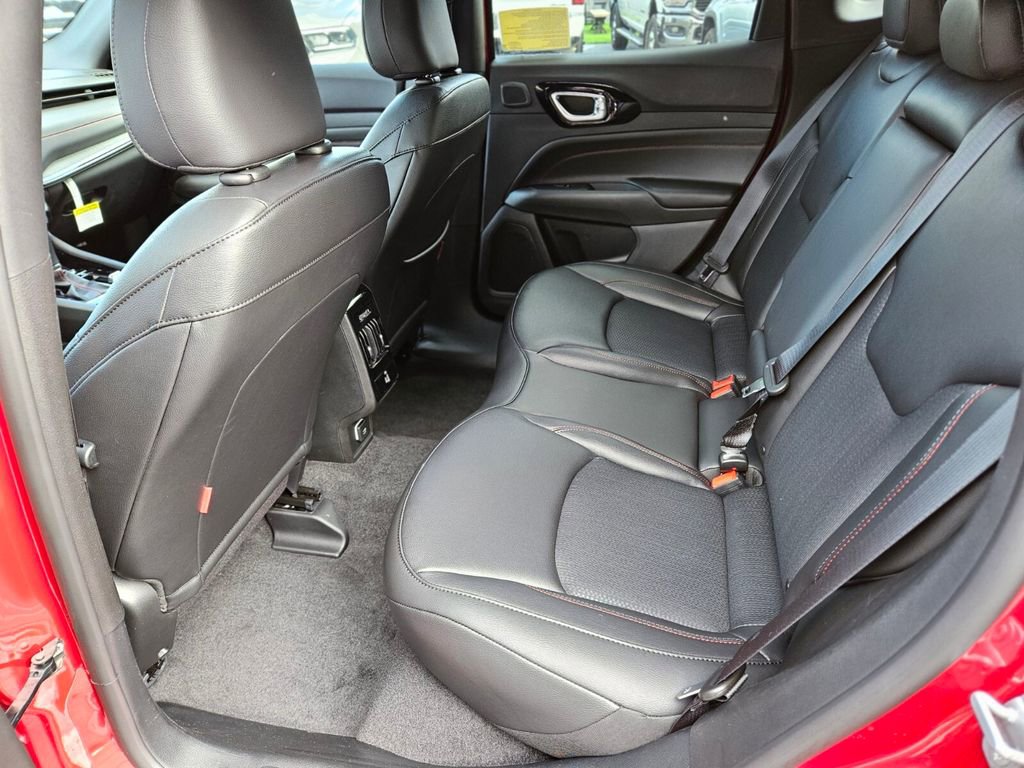 New 2026 Jeep Compass Trailhawk w/ Sun, Sound & Navigation Group image 16