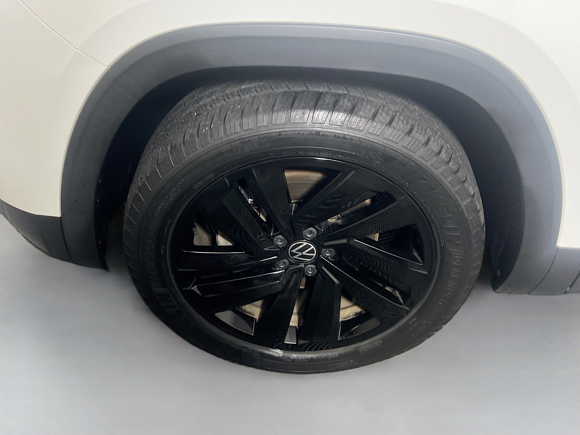 Used 2022 Volkswagen Atlas Cross Sport SE image 13