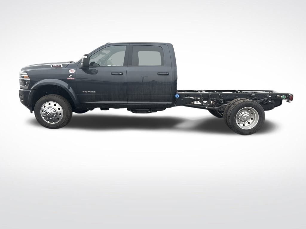 New 2026 RAM 4500 Tradesman w/ Laramie Trim Package image 8