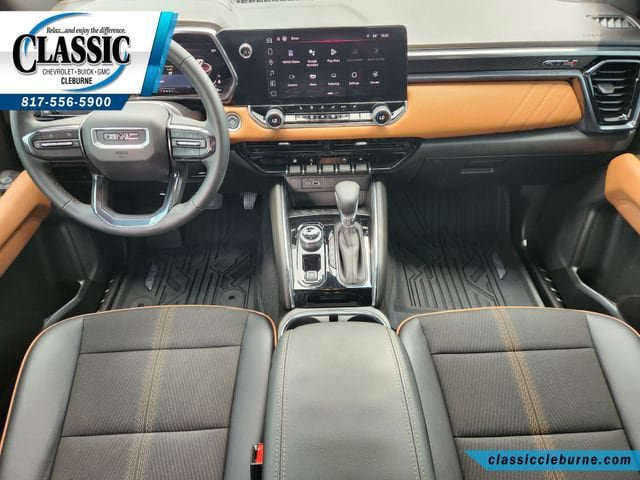 Used 2024 GMC Canyon AT4 AWD/4WD image 2