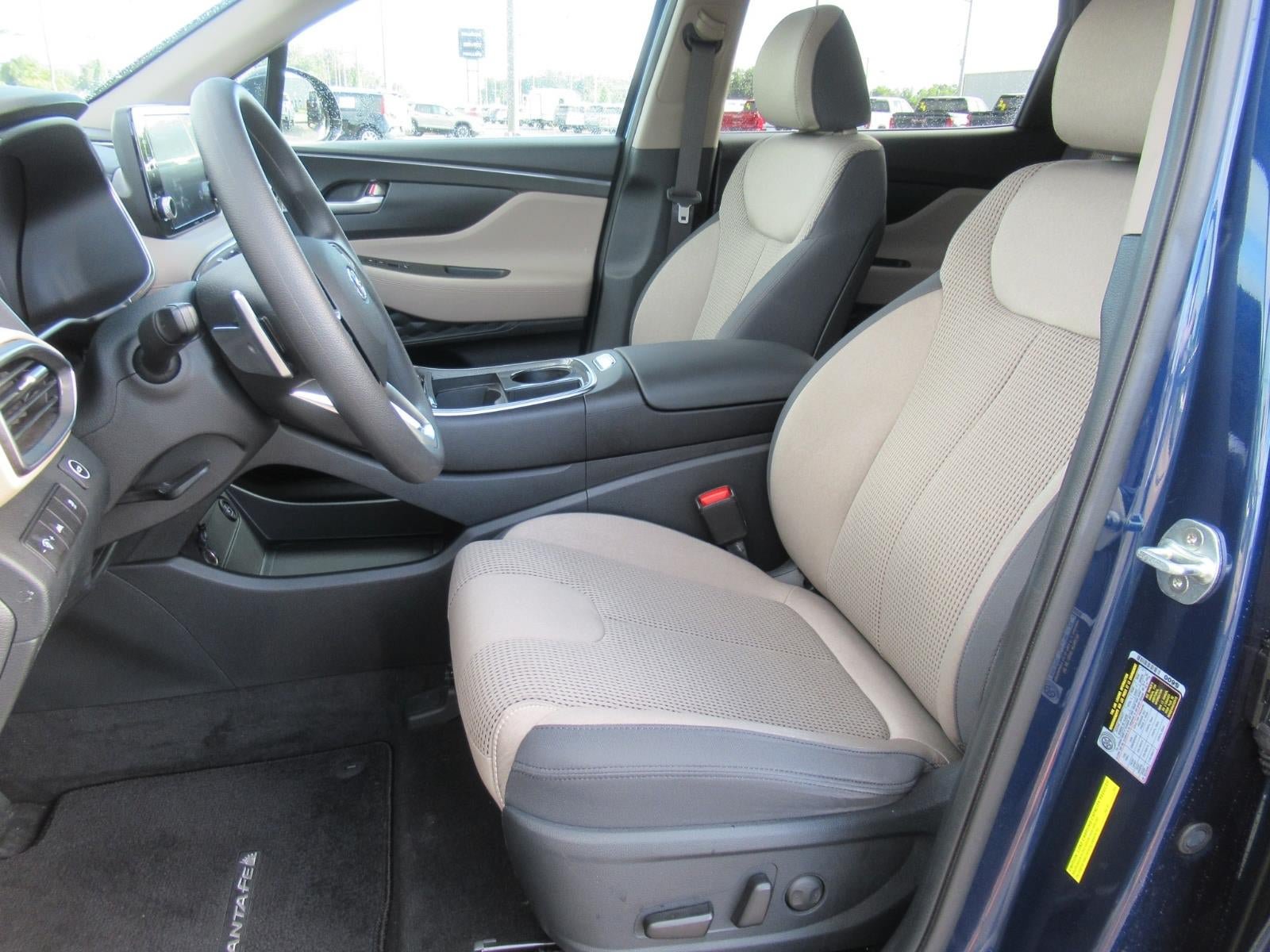 Used 2021 Hyundai Santa Fe SEL FWD image 18